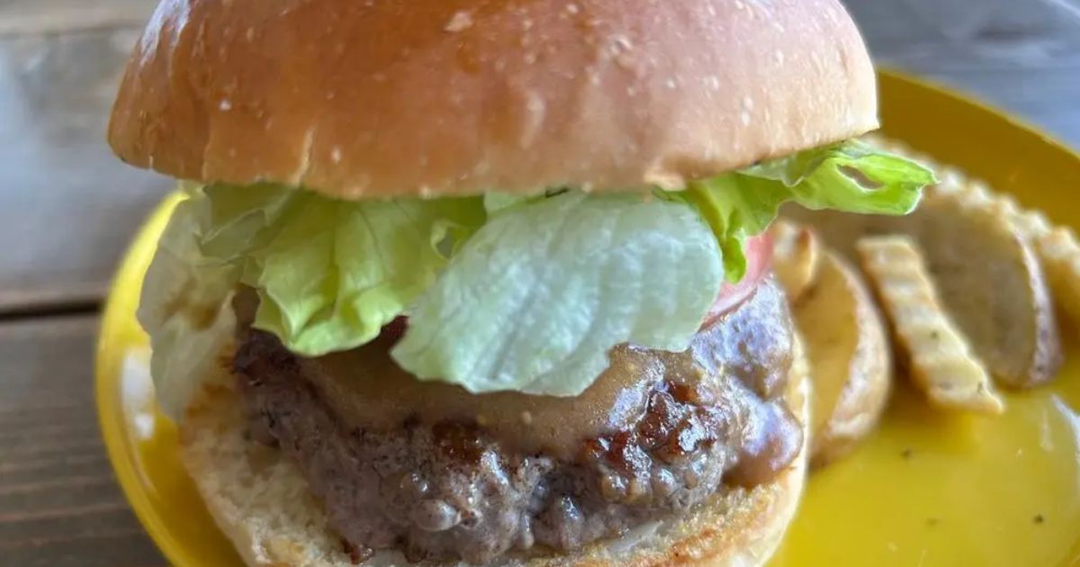 の*あ様 ハンバーガートト ToTo la Bebe Hamburger（トトラベベ ハンバーガー）（本部