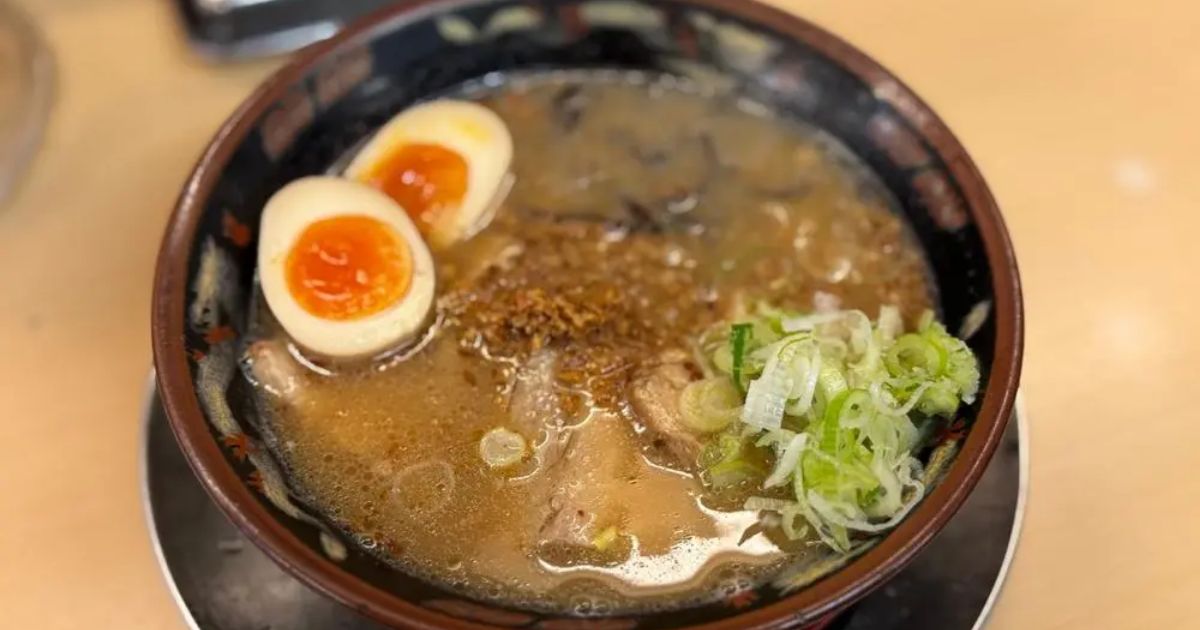 鹿児島ラーメン 豚とろ 天文館本店(鹿児島市/ラーメン 鹿児島ラーメン 豚とろ 天文館本店(鹿児島市/ラーメン