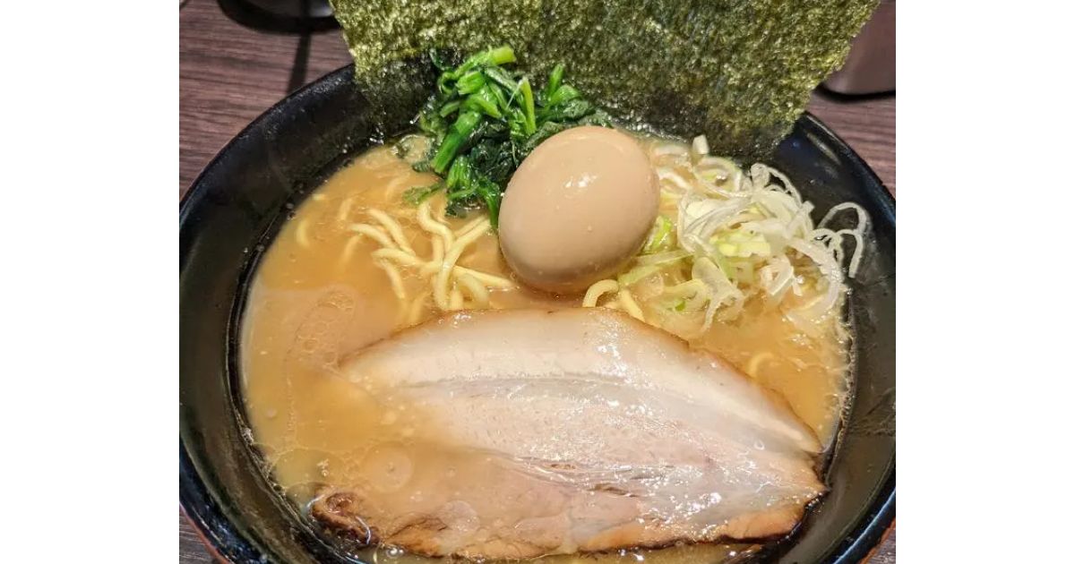 ヤチコダルマ　ラーメンだるま　白　レア　希少