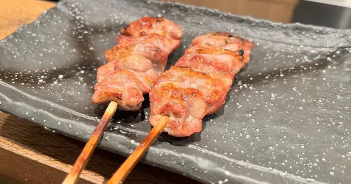 備前焼　鳥と牡丹　小山一草作 青備前 | 備前焼窯元 小西陶古