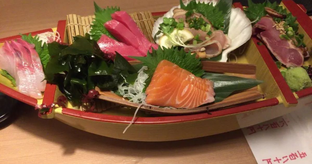 完全個室 海鮮と産地鶏の炭火焼 うお鶏 浜松店のご予約（浜松街中