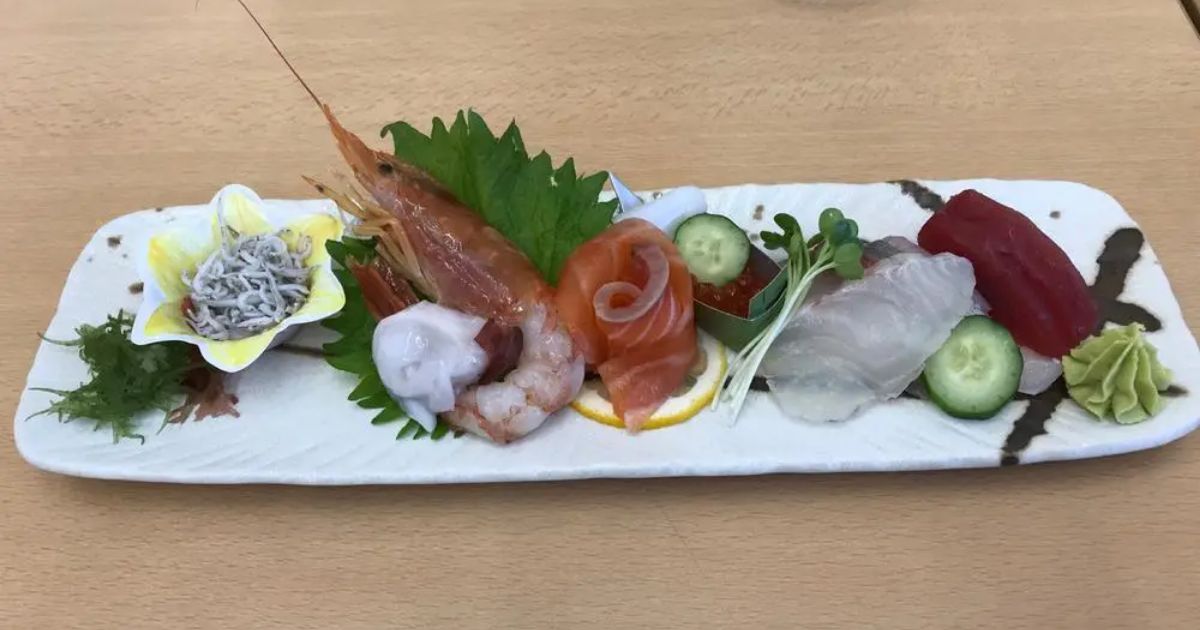 海鮮丼ぶり 海幸 網干じばさんひろば 魚吹津(姫路/海鮮丼) Retty