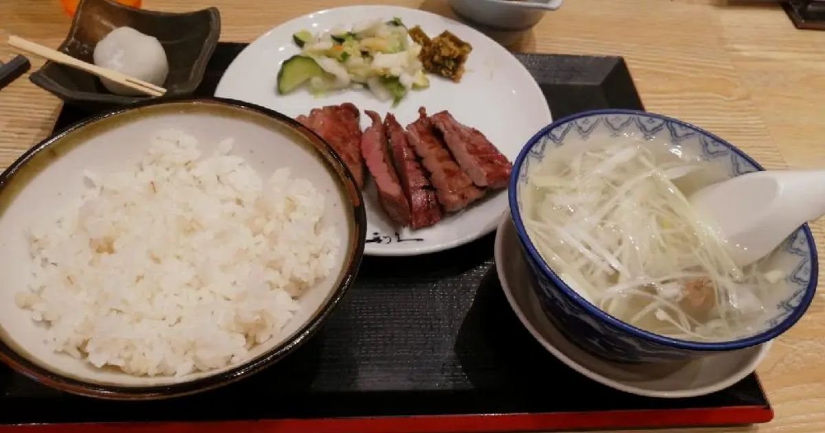 牛たん炭焼利休 グランエミオ所沢店(所沢/定食) Retty