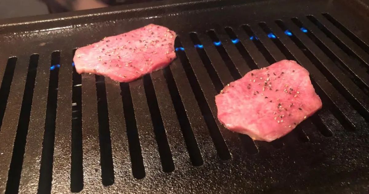 【特別セール品】 YAKINIKU（ザ THE ヤキニク）（日向市/焼肉） Retty（レッティ） - コスプレウィッグ