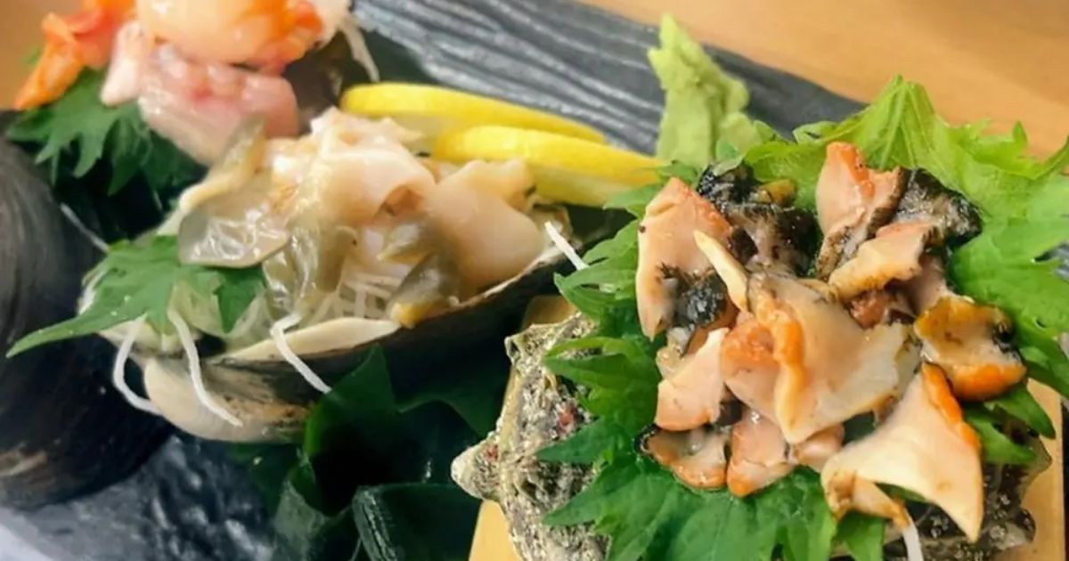 専門魚貝料理大辞典 専門魚貝料理大辞典 ✨人気の大貝入荷してます ✨／ 今が旬の